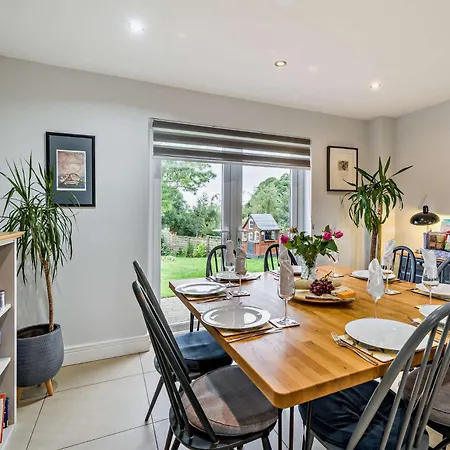 4 Bed In Hayton Sz119