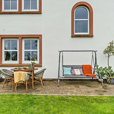 4 Bed In Hayton Sz119 Holiday home